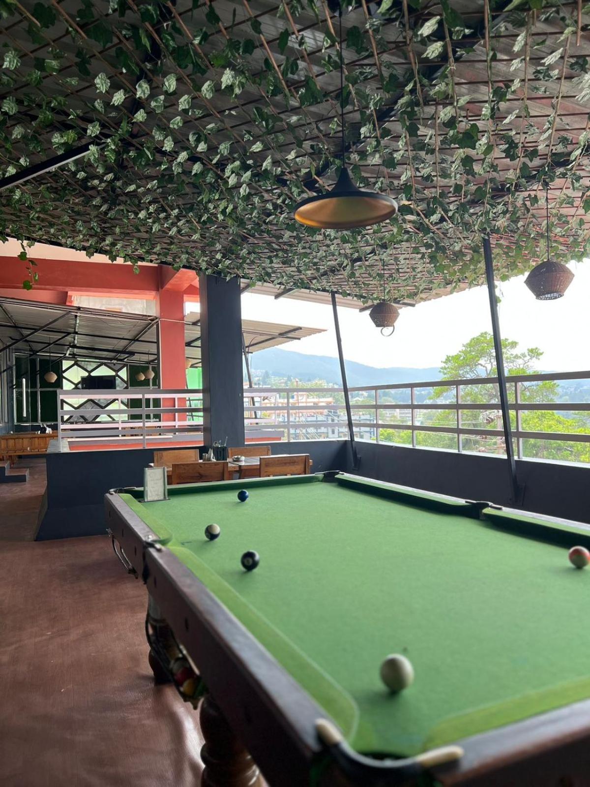 The Living Roof Otel Shillong Dış mekan fotoğraf